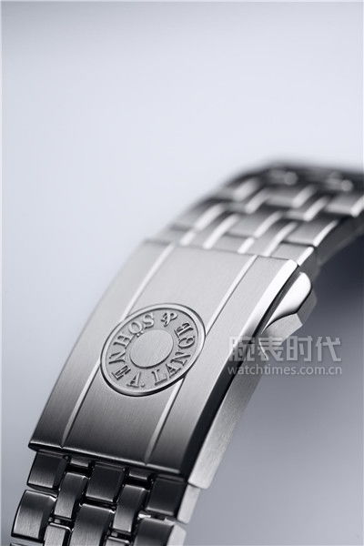 朗格首款鋼表來了 你給幾分